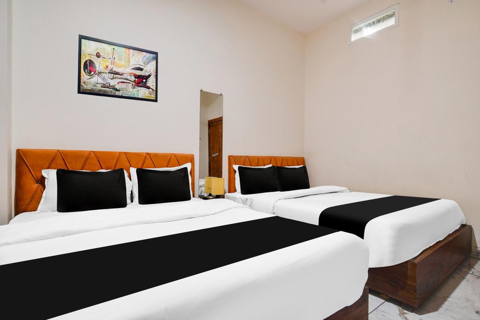 Hotel O Ujjain Near Hari Fatak Экстерьер фото